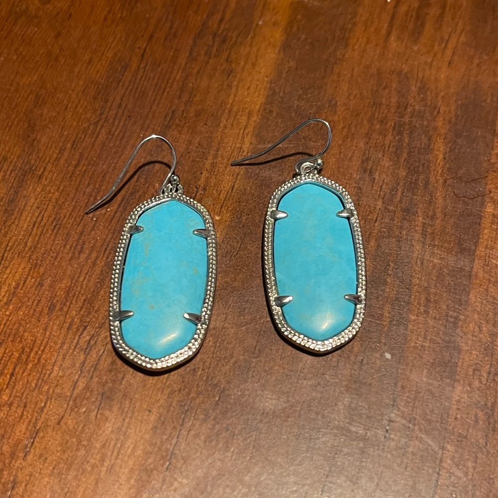 Kendra Scott turquoise Elle earrings